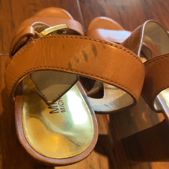 Michael Kors platform heel - Picture 4 of 7